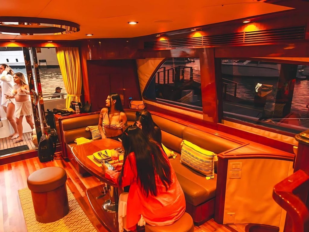 sea-beast-yacht-los-cabos-09